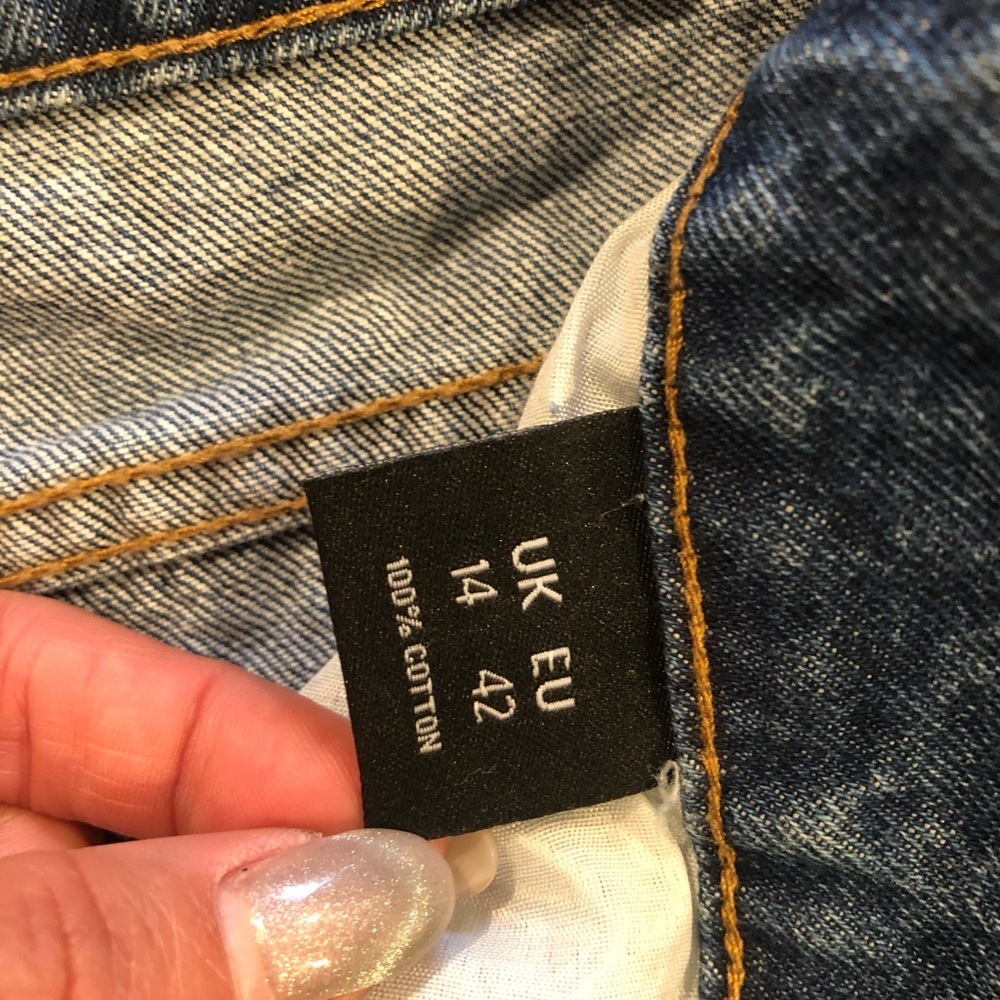 Nasty Gal Cutoff Denim Shorts - Picture 3 of 3